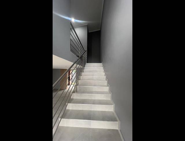 3 BEDROOM APARTMENT FOR SALE IN RUSTENBURG CENTRAL